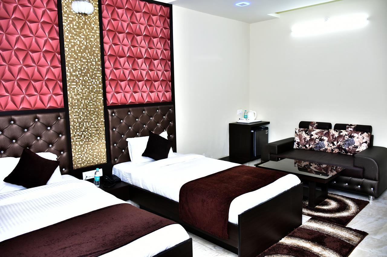 Hotel Daftari Palace Kishanganj 외부 사진